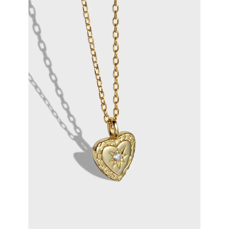 Elarunithra Necklace