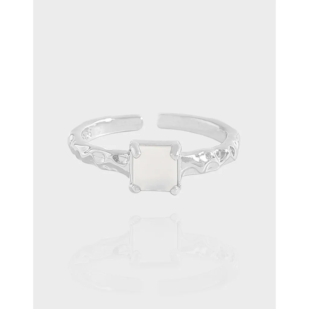 Lilithra Ring
